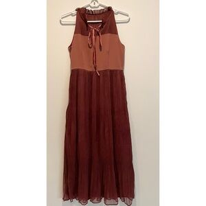 Cotre Pleated Dress